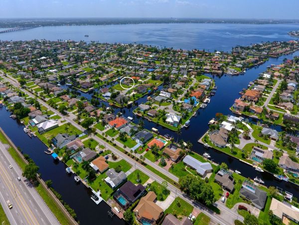Cape Coral Home 1022754