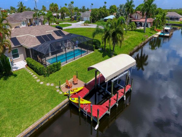 Cape Coral Home 1022754