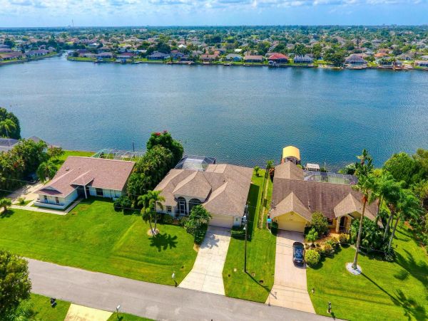Cape Coral Home 1022756