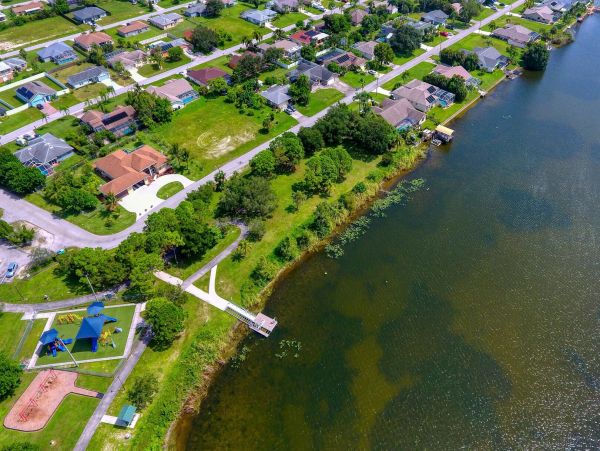 Cape Coral Home 1022756