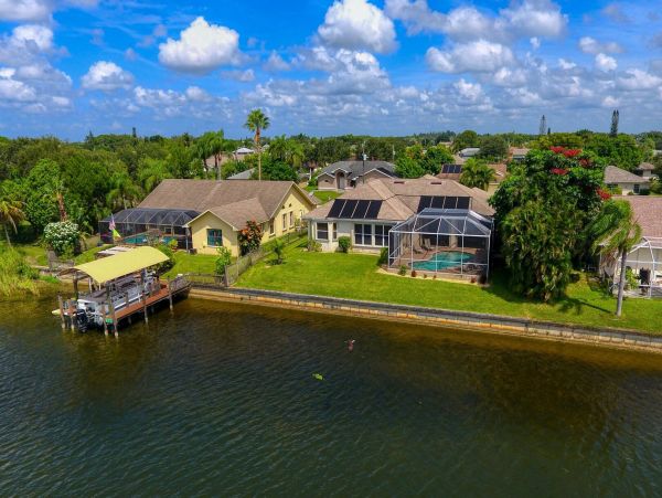 Cape Coral Home 1022756