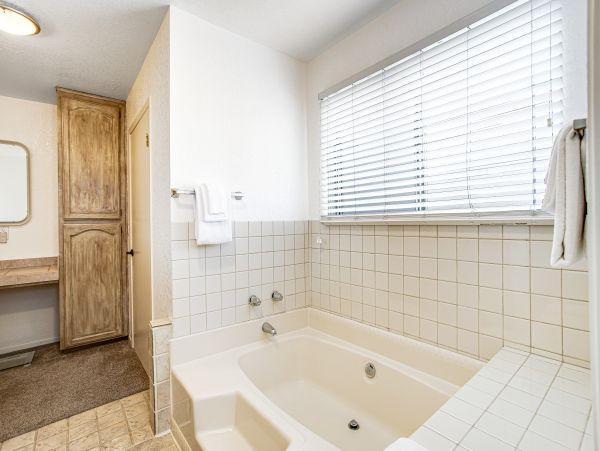 Mountain Vacation Rental with 4 Bedrooms in Big Bear