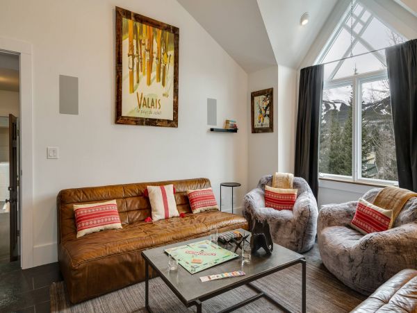 Luxurious 8 Bedroom Vacation Home in Breckenridge 17 Guests