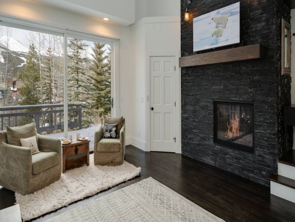 Luxurious 8 Bedroom Vacation Home in Breckenridge 17 Guests