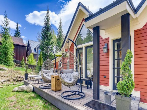 Luxurious 8 Bedroom Vacation Home in Breckenridge 17 Guests