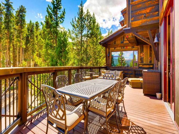 Breckenridge Luxurious Ski In - Ski Out Home Mountain Views