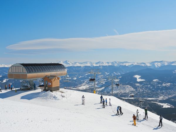 Breckenridge Luxurious Ski In - Ski Out Home Mountain Views