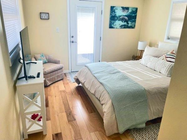 Waterfront 3 Bedrooms Vacation Home in Longboat Key