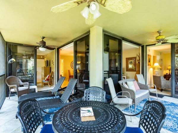 Bonita Springs Condo with Tennis Court & Golf Course