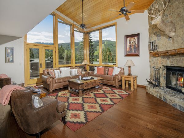 Spacious Vail Mountain Townhome with Stunning Views Vail, CO