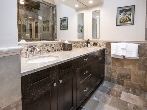 Spacious Vail Mountain Townhome with Stunning Views Vail, CO
