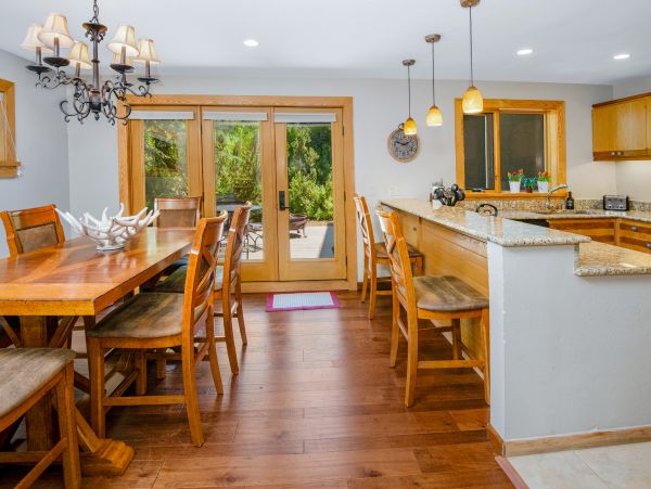 Spacious Vail Mountain Townhome with Stunning Views Vail, CO