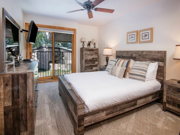 Spacious Vail Mountain Townhome with Stunning Views Vail, CO
