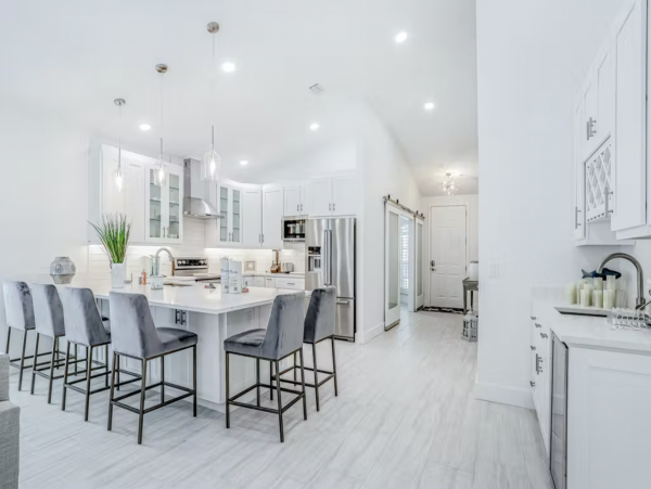 Naples Park Luxury Vacation Rental Home Pool