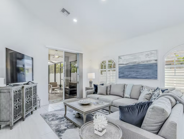 Naples Park Luxury Vacation Rental Home Pool