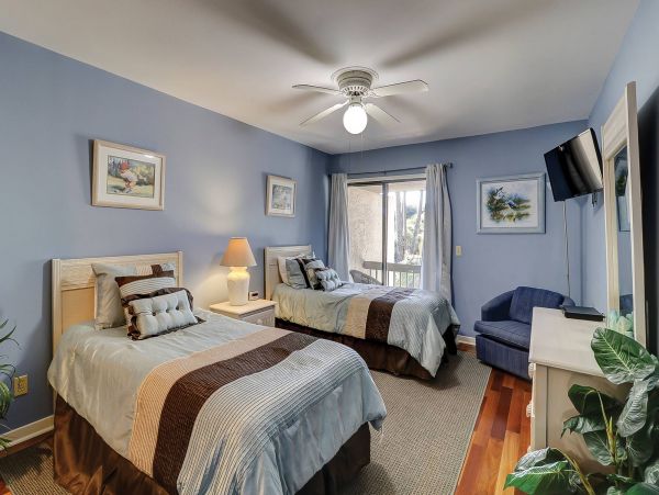 Hilton Head Four Bedroom Townhome Community Amenities
