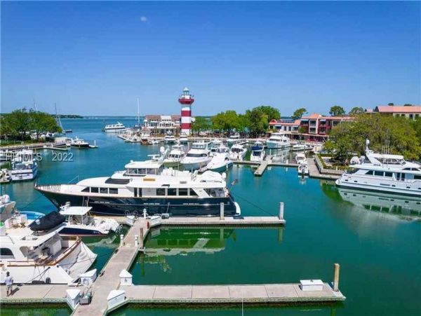 Hilton Head Four Bedroom Townhome Community Amenities