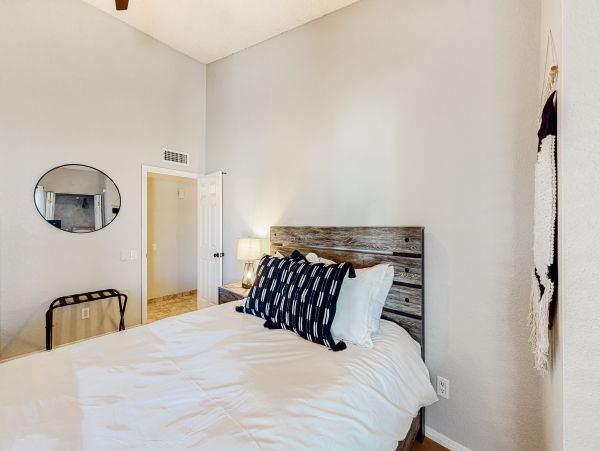 Mesa Home 1022998