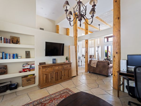 Mesa Home 1023010
