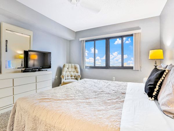 Cocoa Beach Condo 1023019