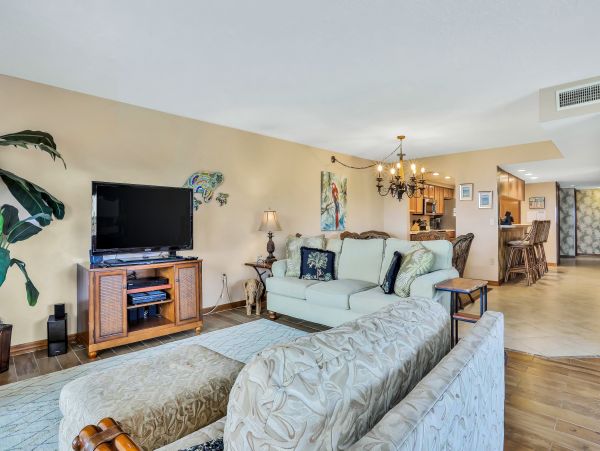 Cocoa Beach Condo 1023026