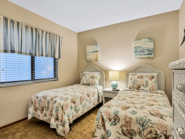 Cocoa Beach Condo 1023026
