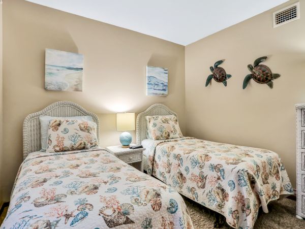Cocoa Beach Condo 1023026