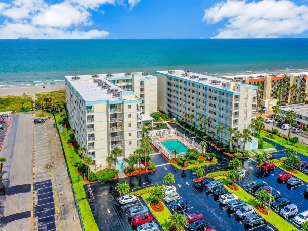 Cocoa Beach Condo 1023026