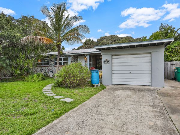 Cocoa Beach Home 1023028