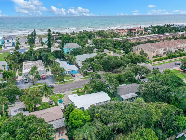 Cocoa Beach Home 1023028