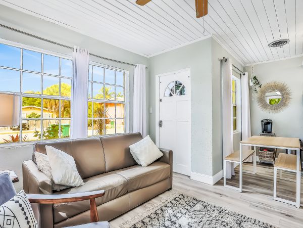 Cocoa Beach Home 1023029