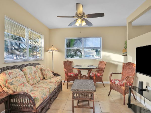 Cocoa Beach Home 1023034