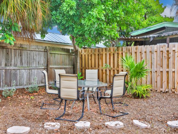 Cocoa Beach Home 1023035