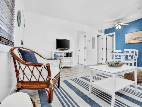 Cocoa Beach Condo 1023036