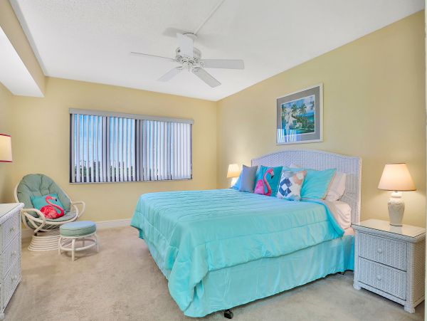 Cocoa Beach Condo 1023037