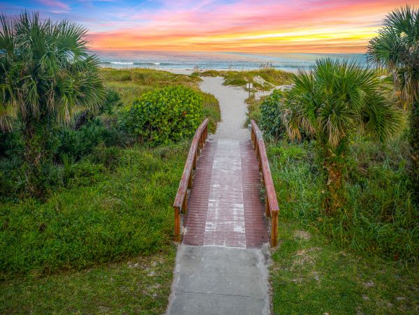 Cocoa Beach Condo 1023037