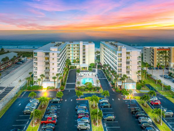 Cocoa Beach Condo 1023037