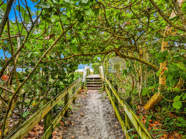 Cocoa Beach Home 1023038