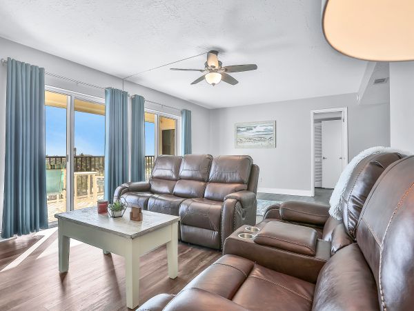 Cocoa Beach Condo 1023040