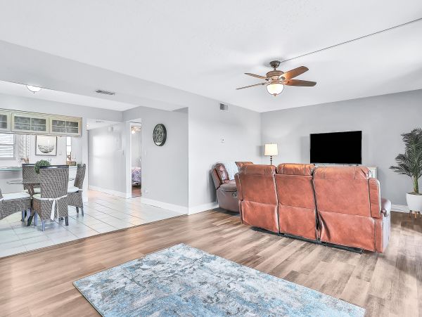 Cocoa Beach Condo 1023040