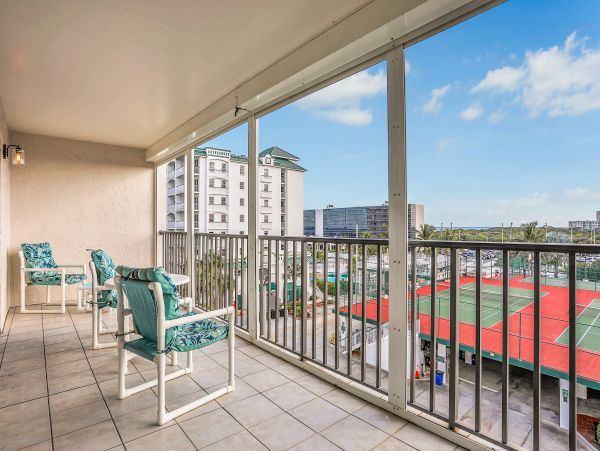 Cocoa Beach Condo 1023040