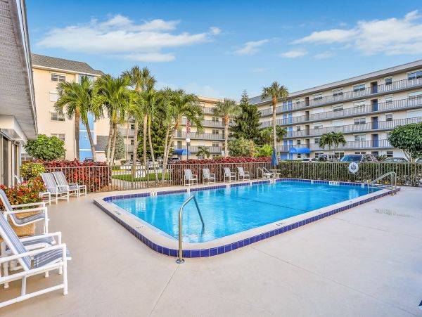 Cocoa Beach Condo 1023040