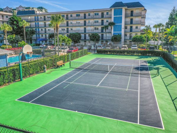 Cocoa Beach Condo 1023040