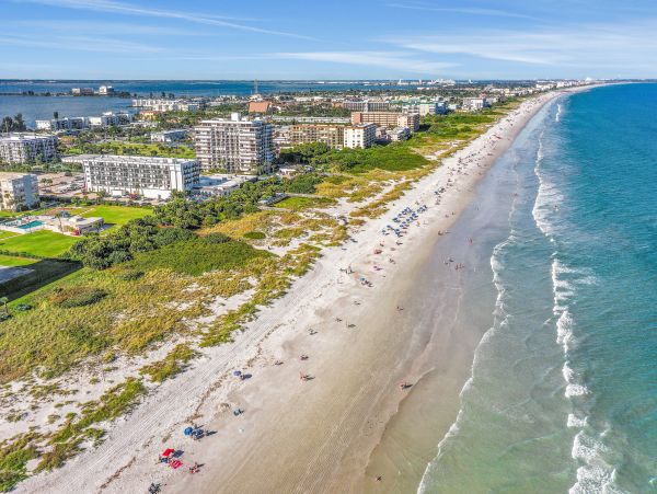 Cocoa Beach Condo 1023040