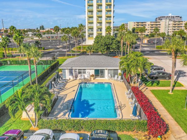 Cocoa Beach Condo 1023040