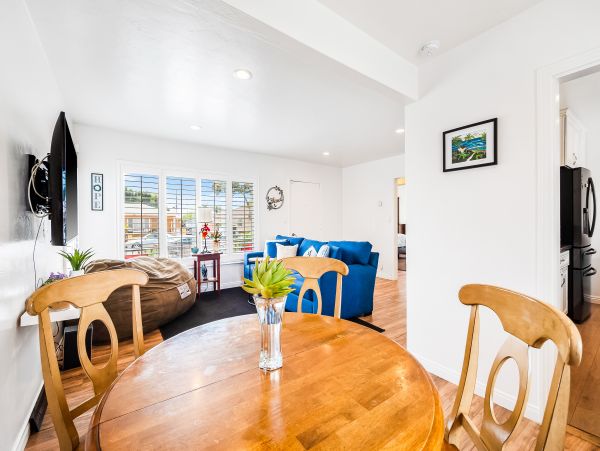 Coronado Home 1023043