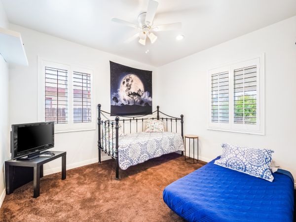 Coronado Home 1023043