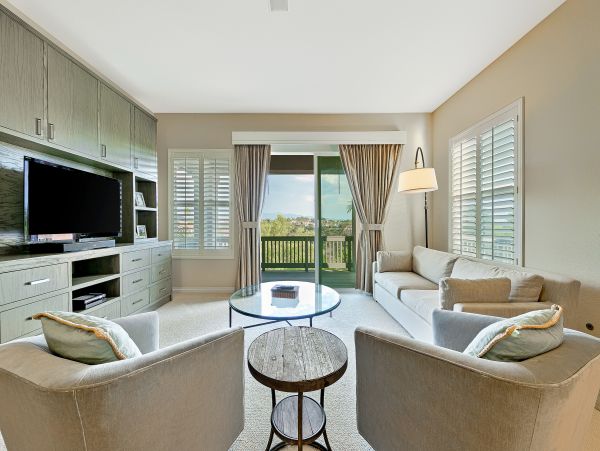 Chula Vista Gorgeous 5 Bedroom Home Pool & Spa Sleeps 9