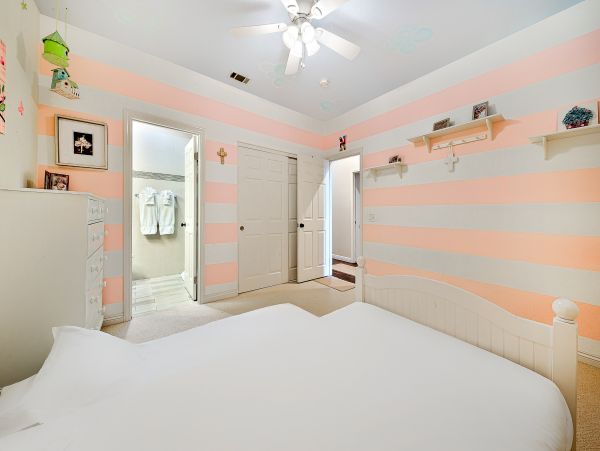 Chula Vista Gorgeous 5 Bedroom Home Pool & Spa Sleeps 9