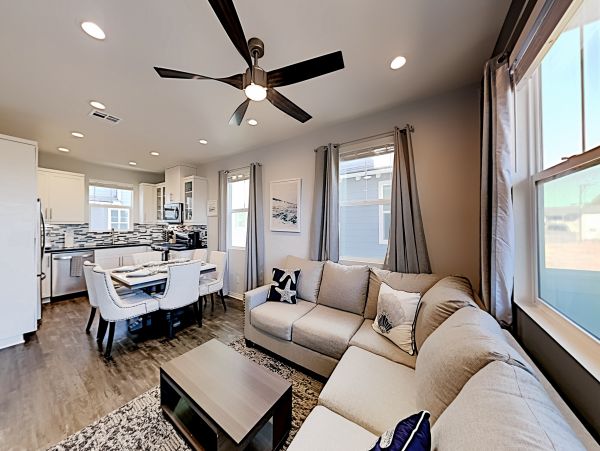 Imperial Beach Beautiful 3 Bedroom Corner Townhome